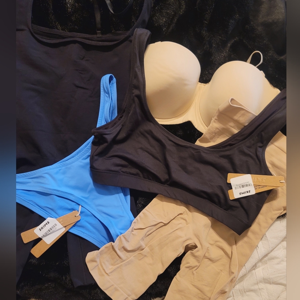 Skims Bundle, S-M, NWT/NWOT, Valued at $290